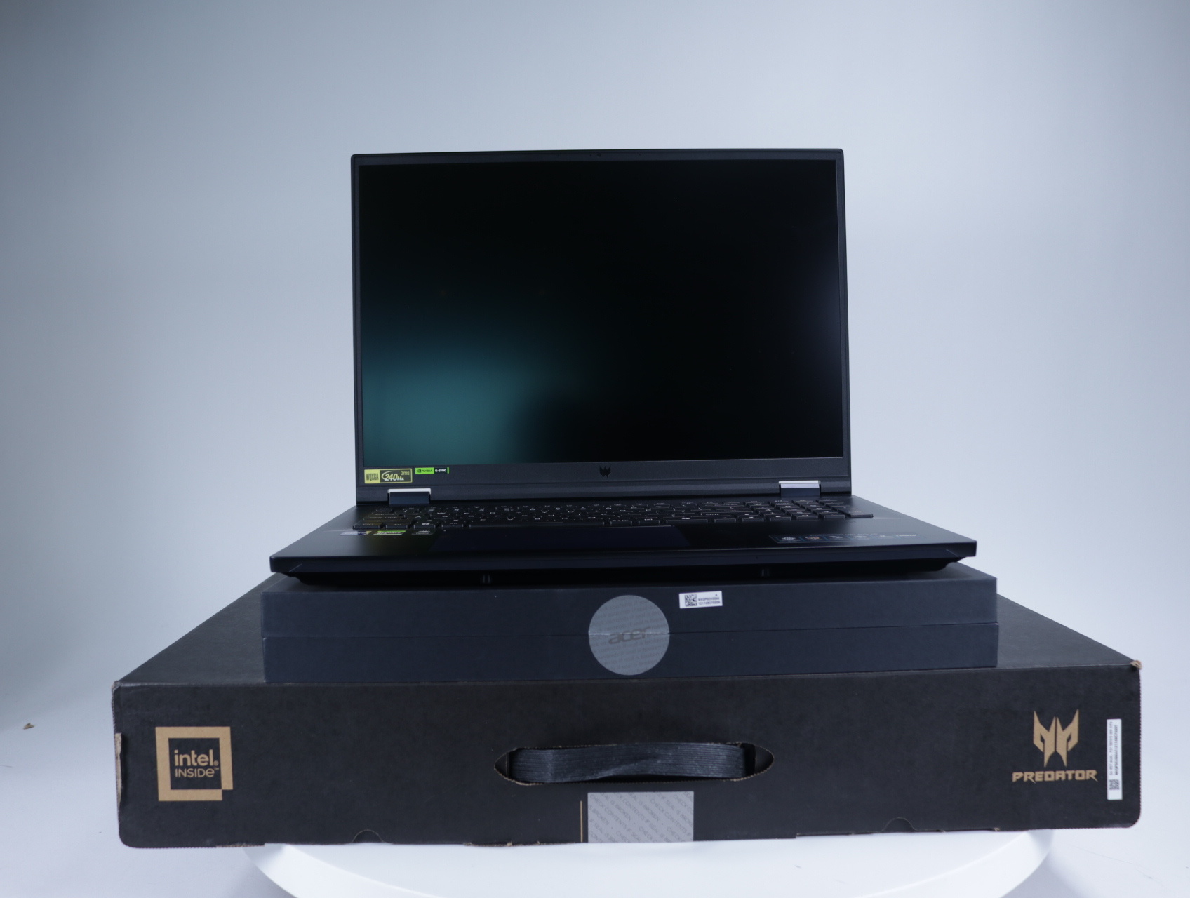 Predator Helios 18 PH18-72-97DH | 18" | Core i9 | RTX 4080 - productfoto 3