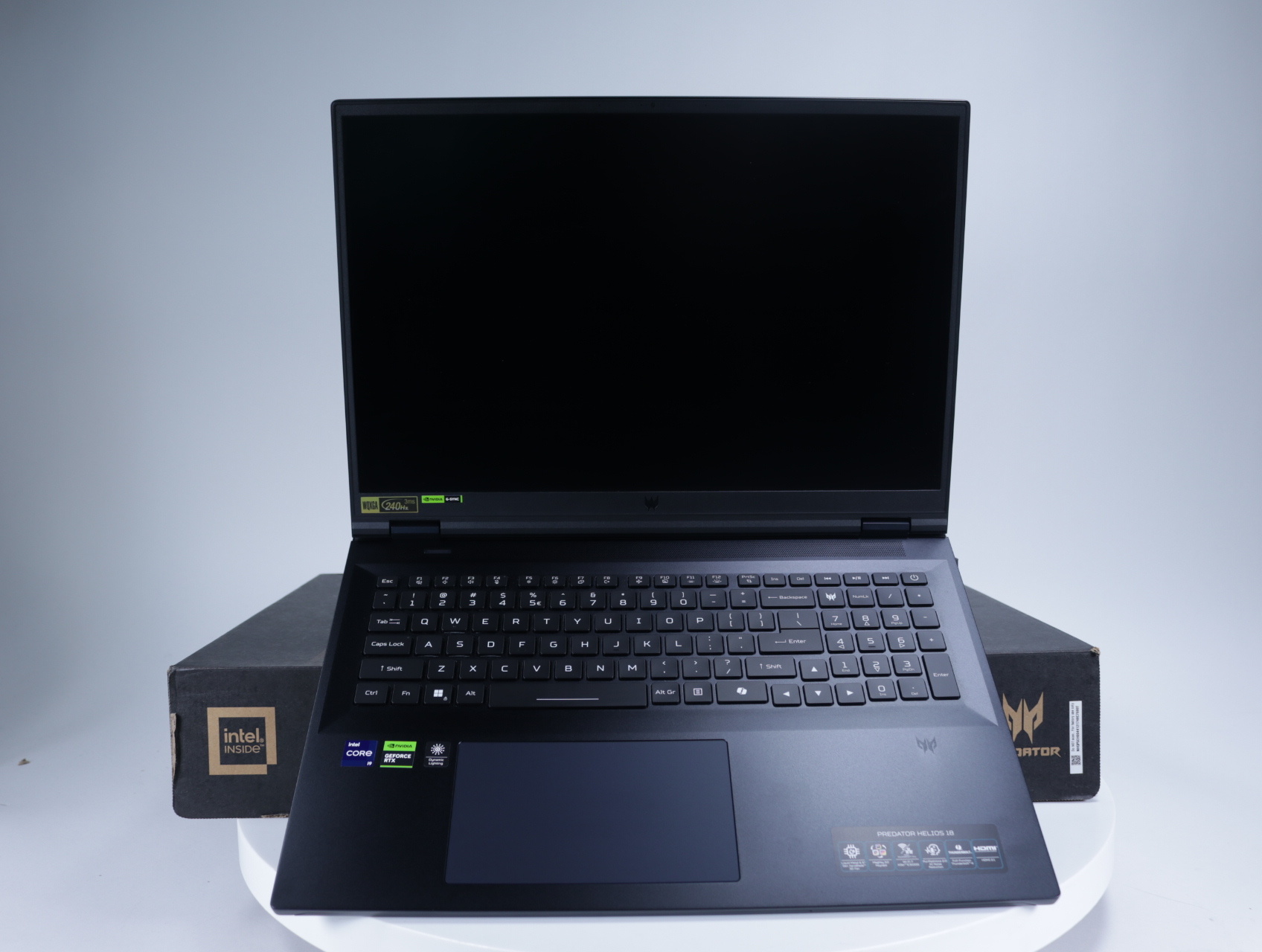 Predator Helios 18 PH18-72-97DH | 18" | Core i9 | RTX 4080 - productfoto 7