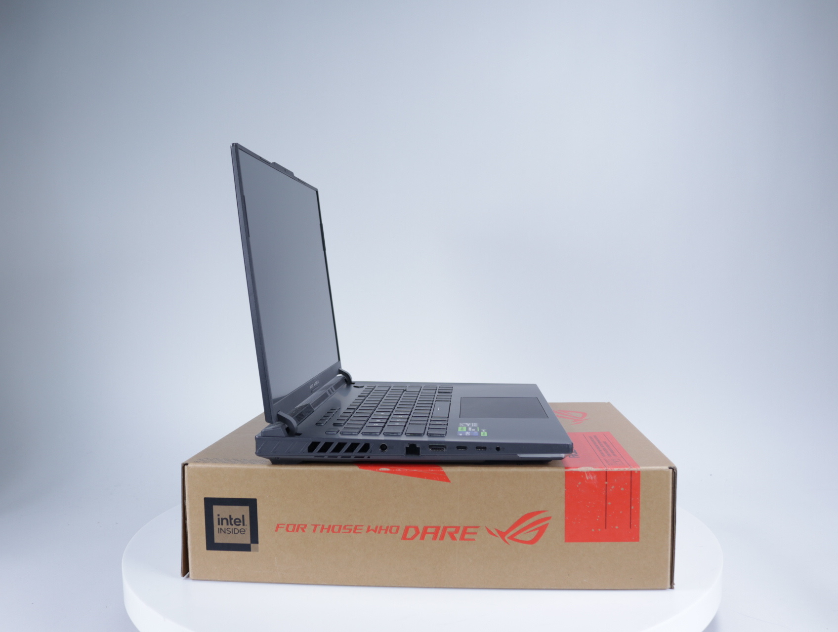 ROG Strix G16 G614JIR-N4050W | 16" | Core i9 | RTX 4070 - Asus - productfoto 3