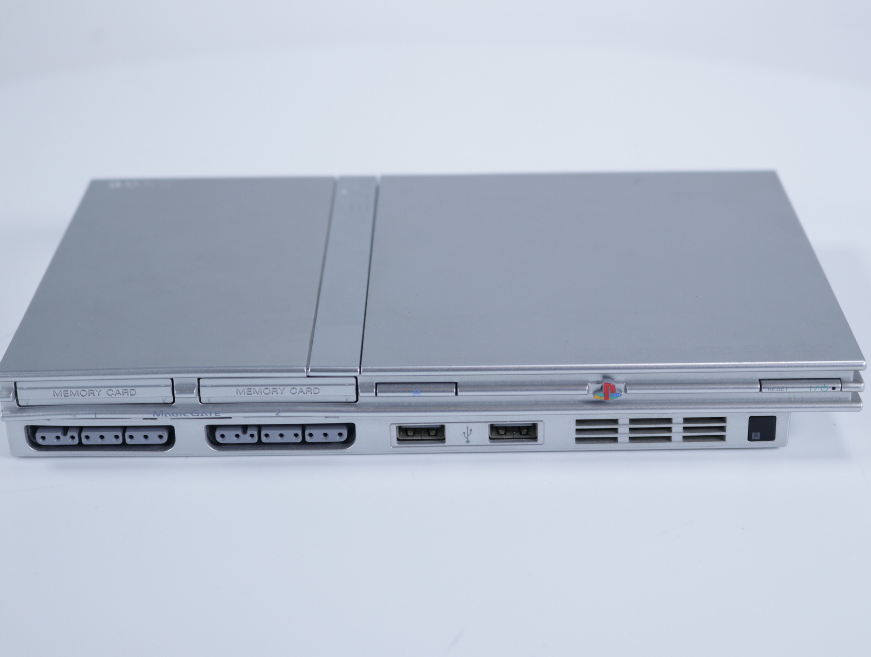 PlayStation 2 - Slim Console SCPH-75004 [Zilver] - productfoto 3