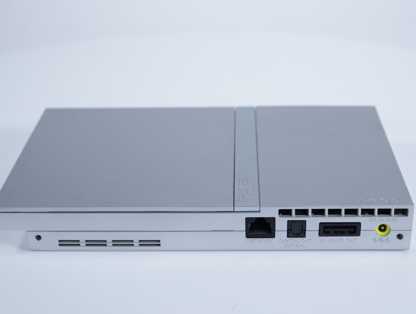 PlayStation 2 - Slim Console SCPH-75004 [Zilver] - productfoto 4