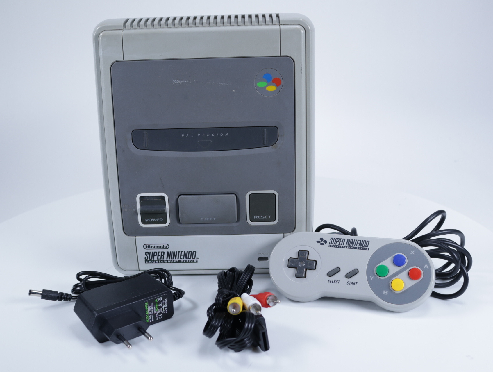 SNES - Super Nintendo Console [Licht Verkleurd] - productfoto 3