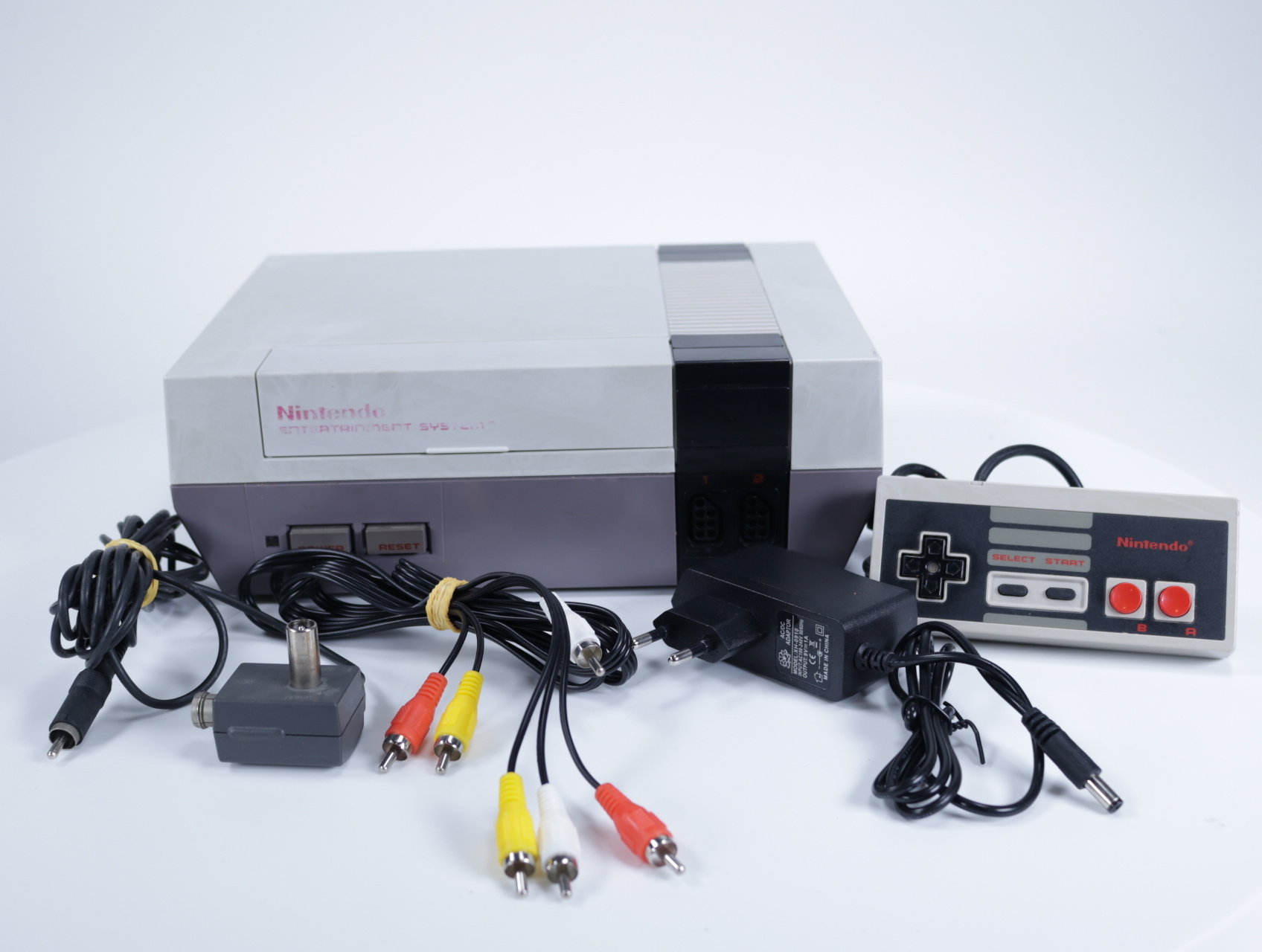 NES - Console [Verkleurd] - productfoto 8
