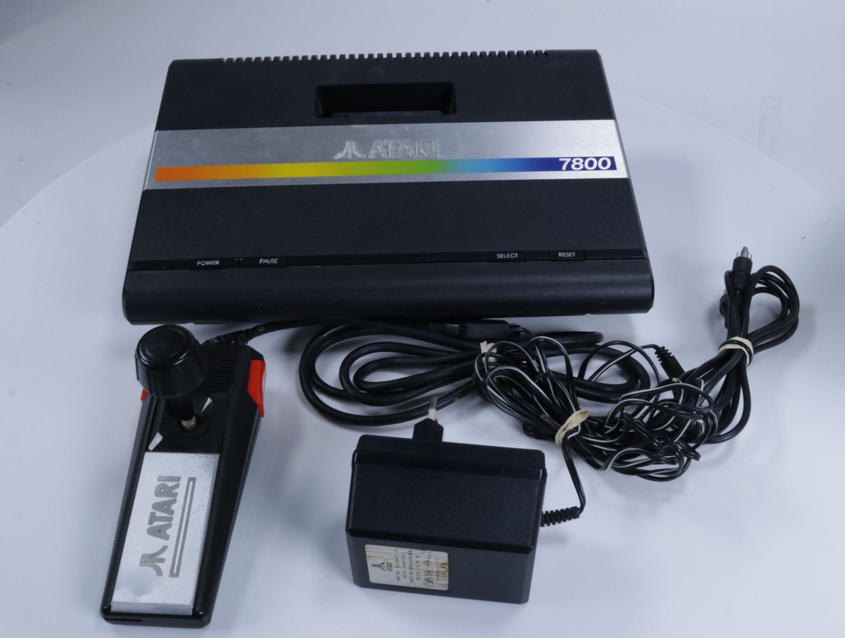 Atari 7800 Console - General Computer Corporation - productfoto 3