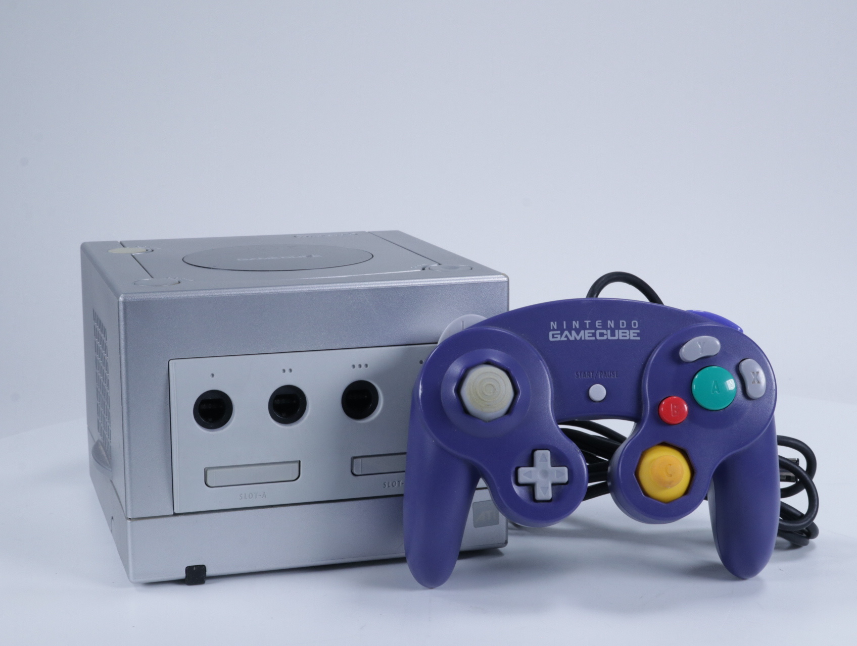 GameCube - Console DOL-001 Zilver [Paarse Controller / 1 Klepje Onderkant mist]