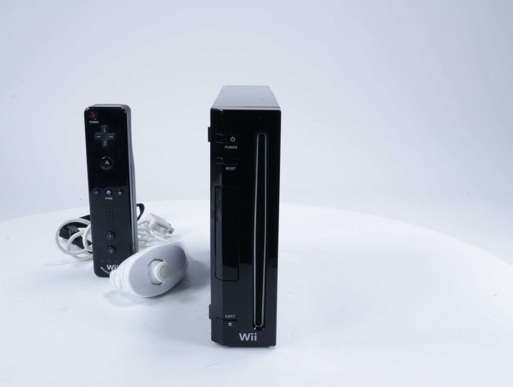Wii - Console RVL-001 [Zwart / Witte Nunchuk] - productfoto 2
