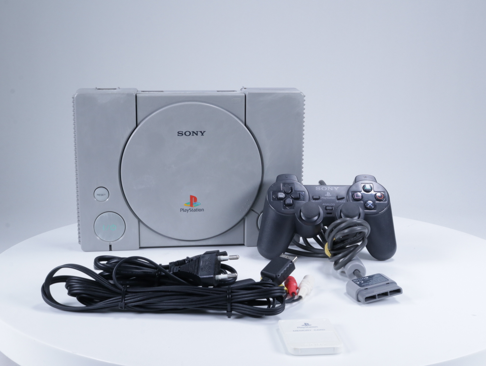 Playstation 1 - Console [Licht Verkleurt] - productfoto 5