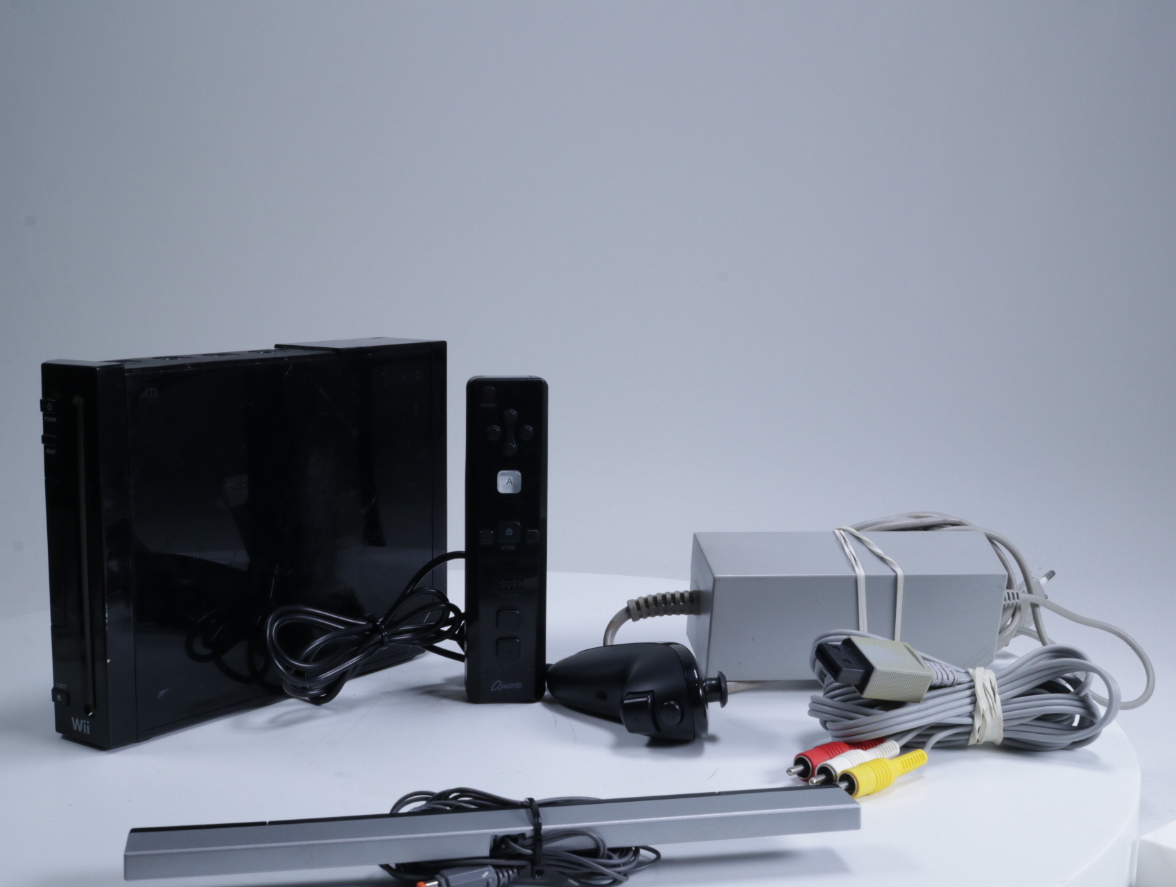 Wii - Console RVL-001 [Zwart / Memory Card Cover Ontbreekt] - Nintendo - productfoto 5
