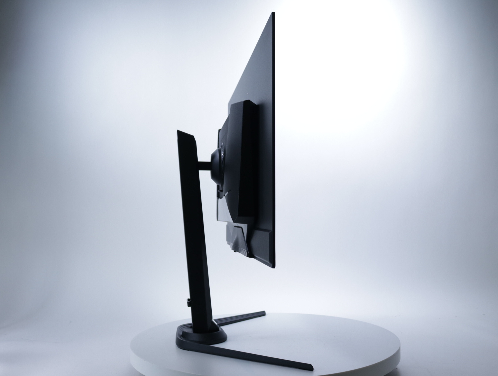 AORUS FO32U2P | 4K - 240hz - 0,03ms - OLED - 31,5 inch - productfoto 2