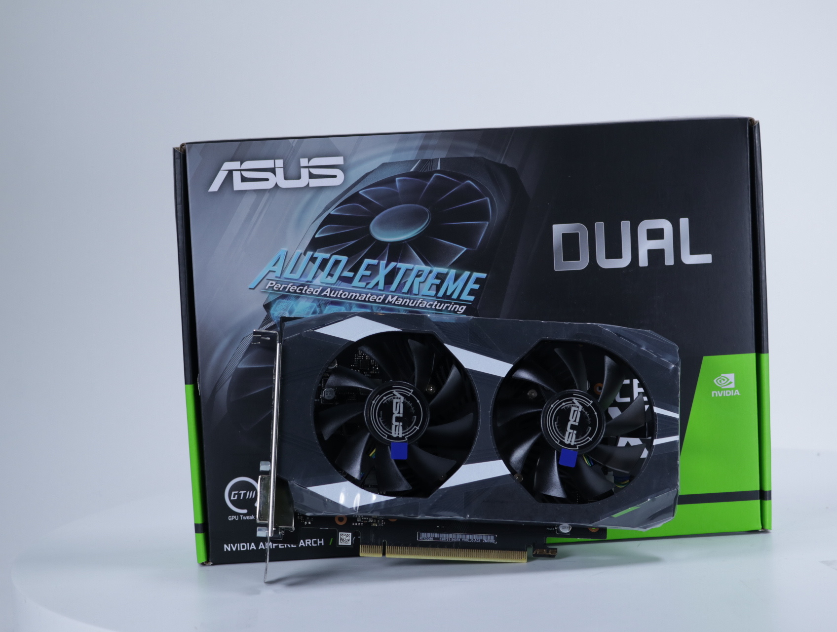 Dual GeForce RTX 3050 OC Edition - ASUS - productfoto 2