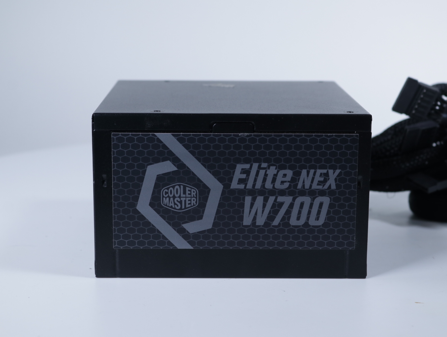 Elite NEX 700W [Tweedekansje] - Cooler Master - productfoto 2