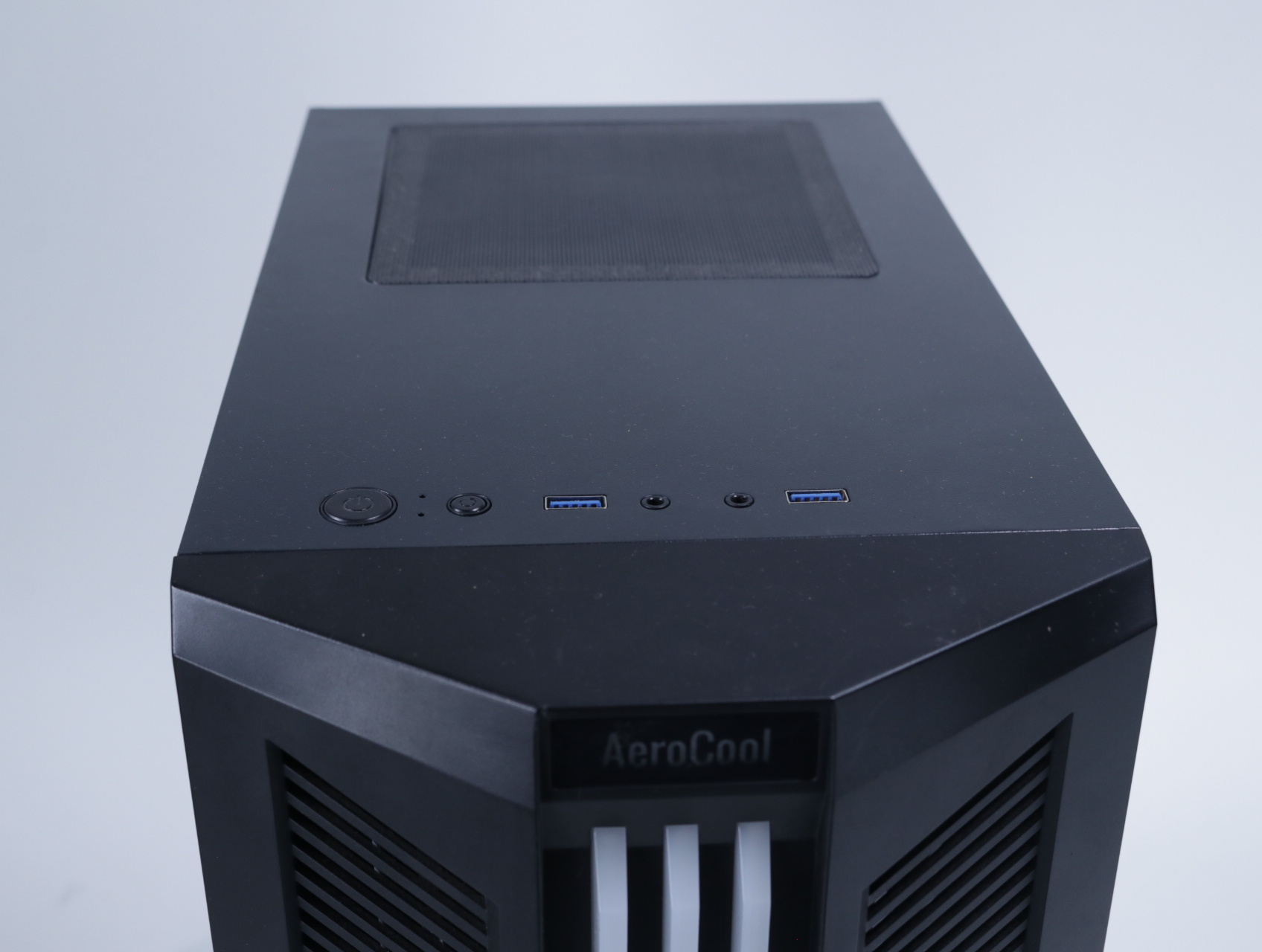 Prime RGB Behuizing [Tweedekansje] - Aerocool - productfoto 4