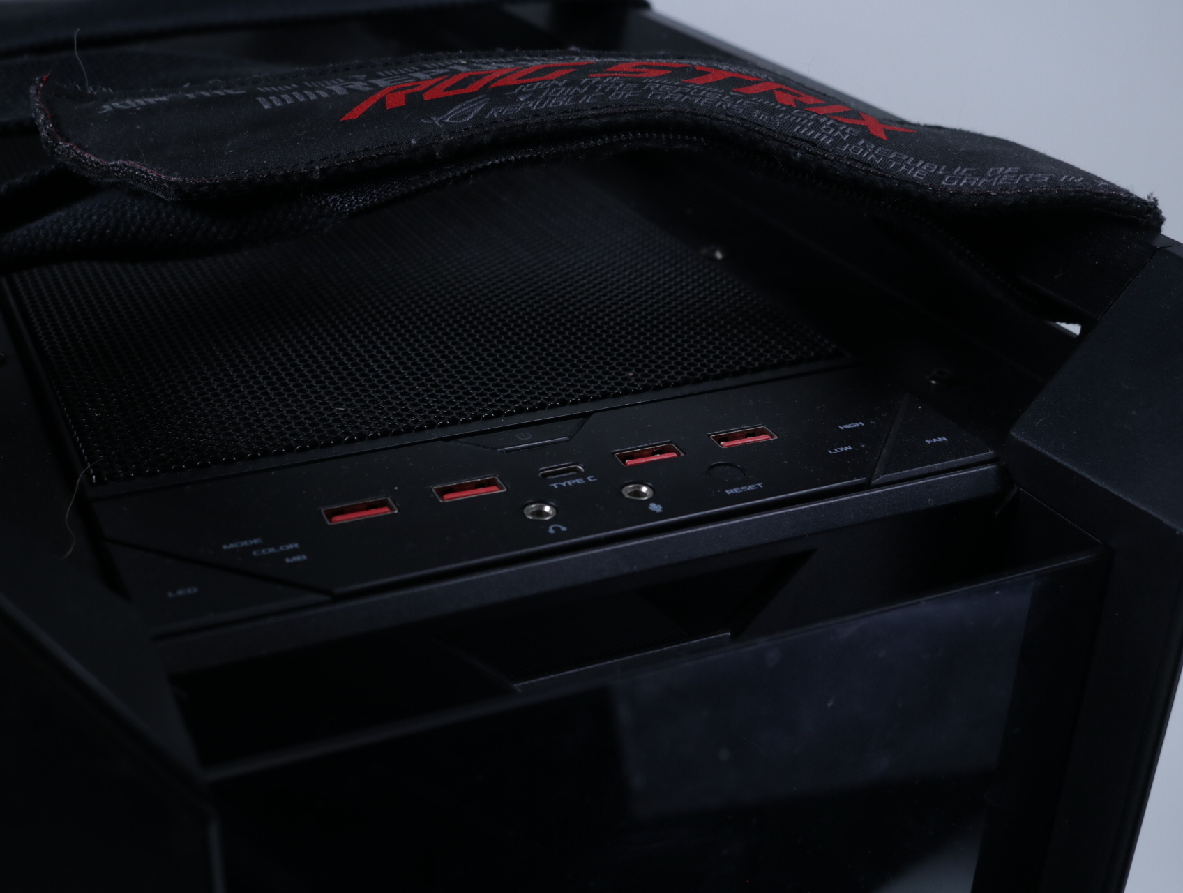 ROG Strix Helios [Tweedekansje] - ASUS - productfoto 2