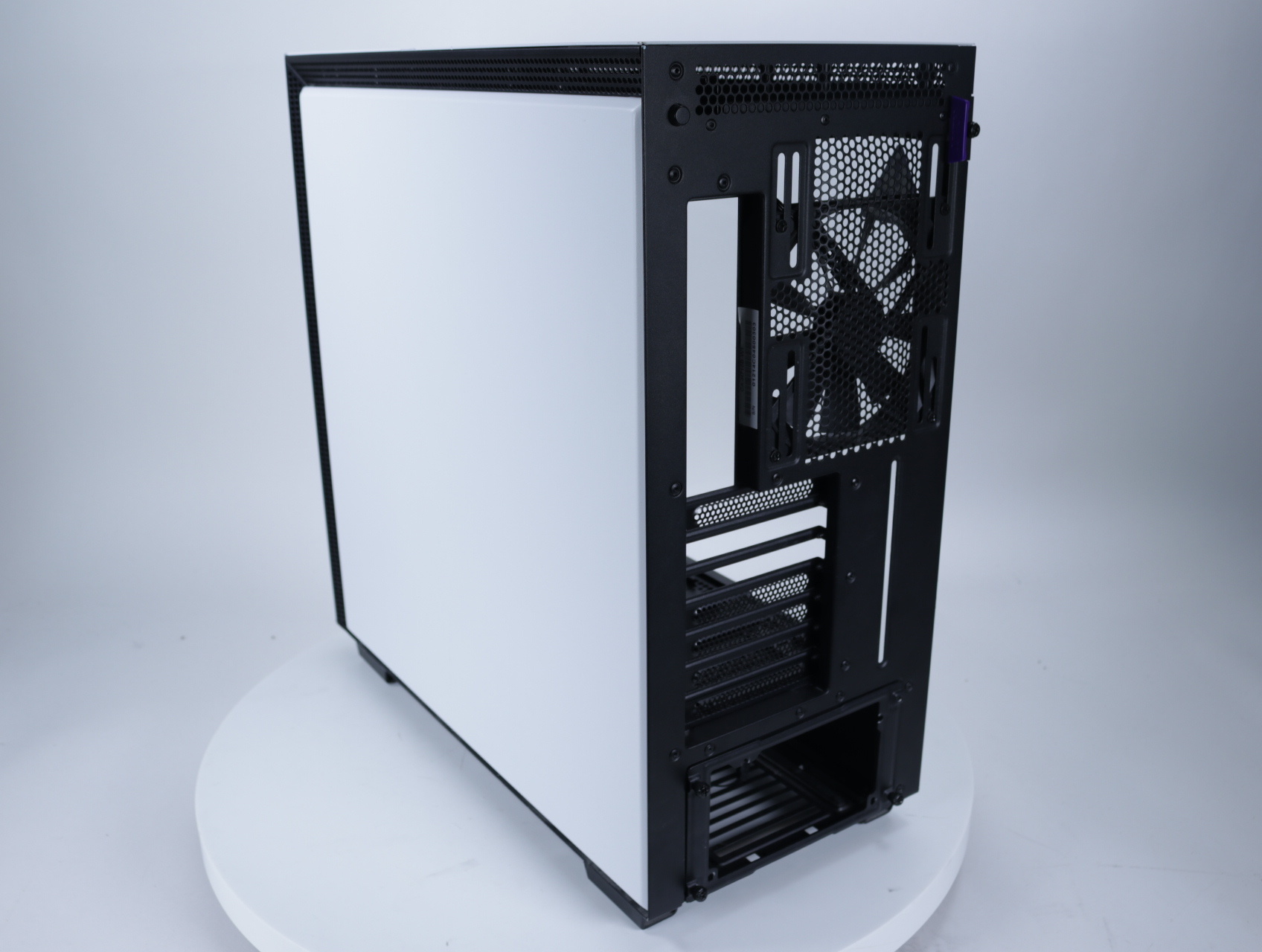 H7 Wit/Zwart [Tweedekansje] - NZXT - productfoto 5