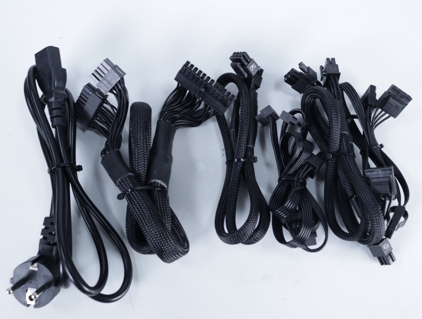 RM550x (2021) Zwart [Tweedekansje] - Corsair - productfoto 5