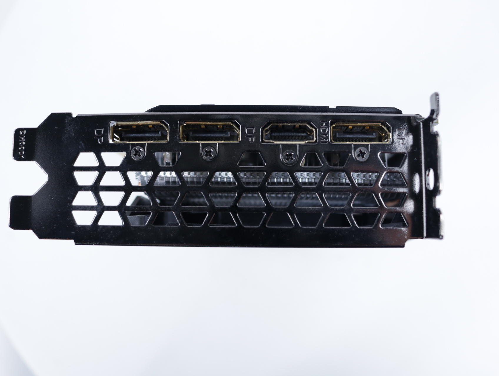 GeForce RTX 2060 Super Windforce OC 8G [Tweedekansje] - productfoto 4