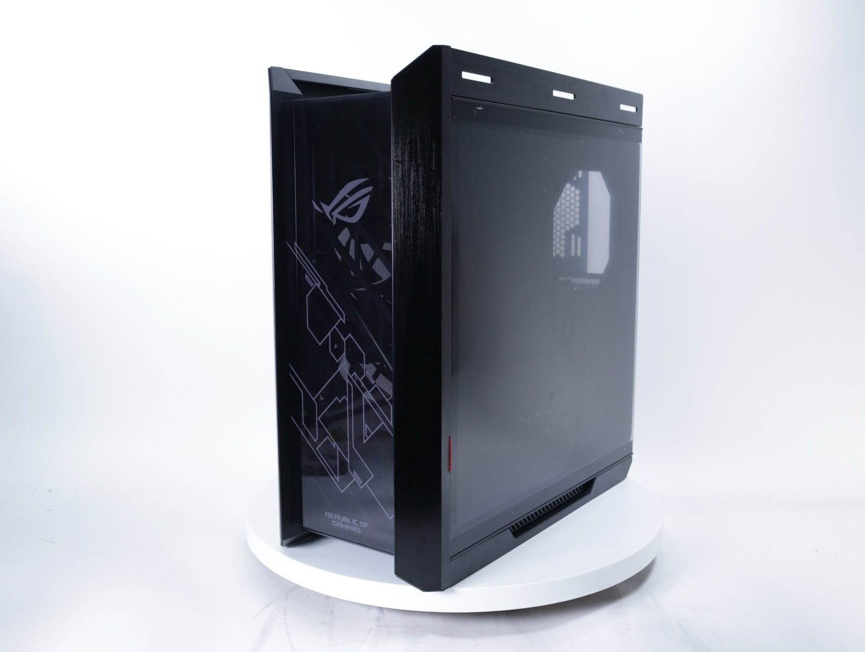 ROG Strix Helios [Tweedekansje] #2