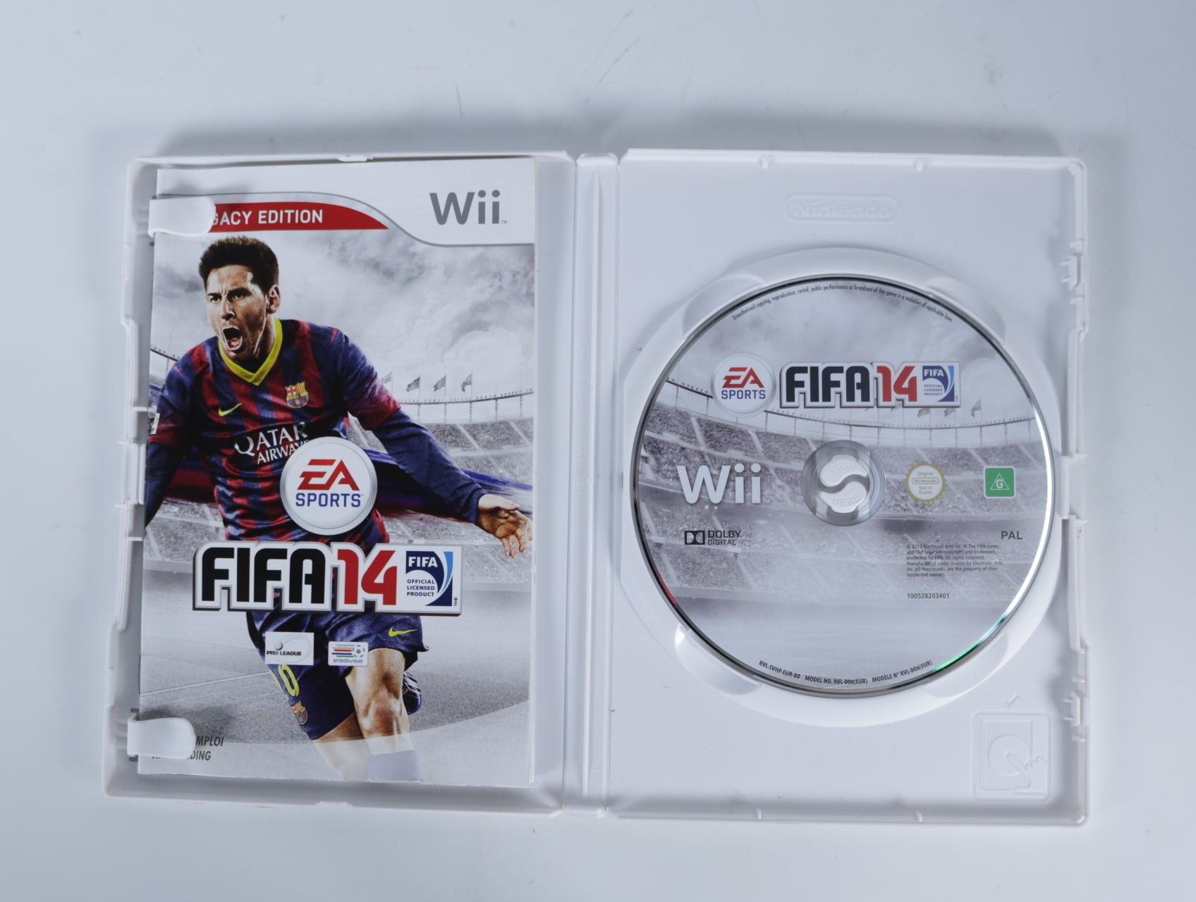 Wii - Fifa 14 - productfoto 3