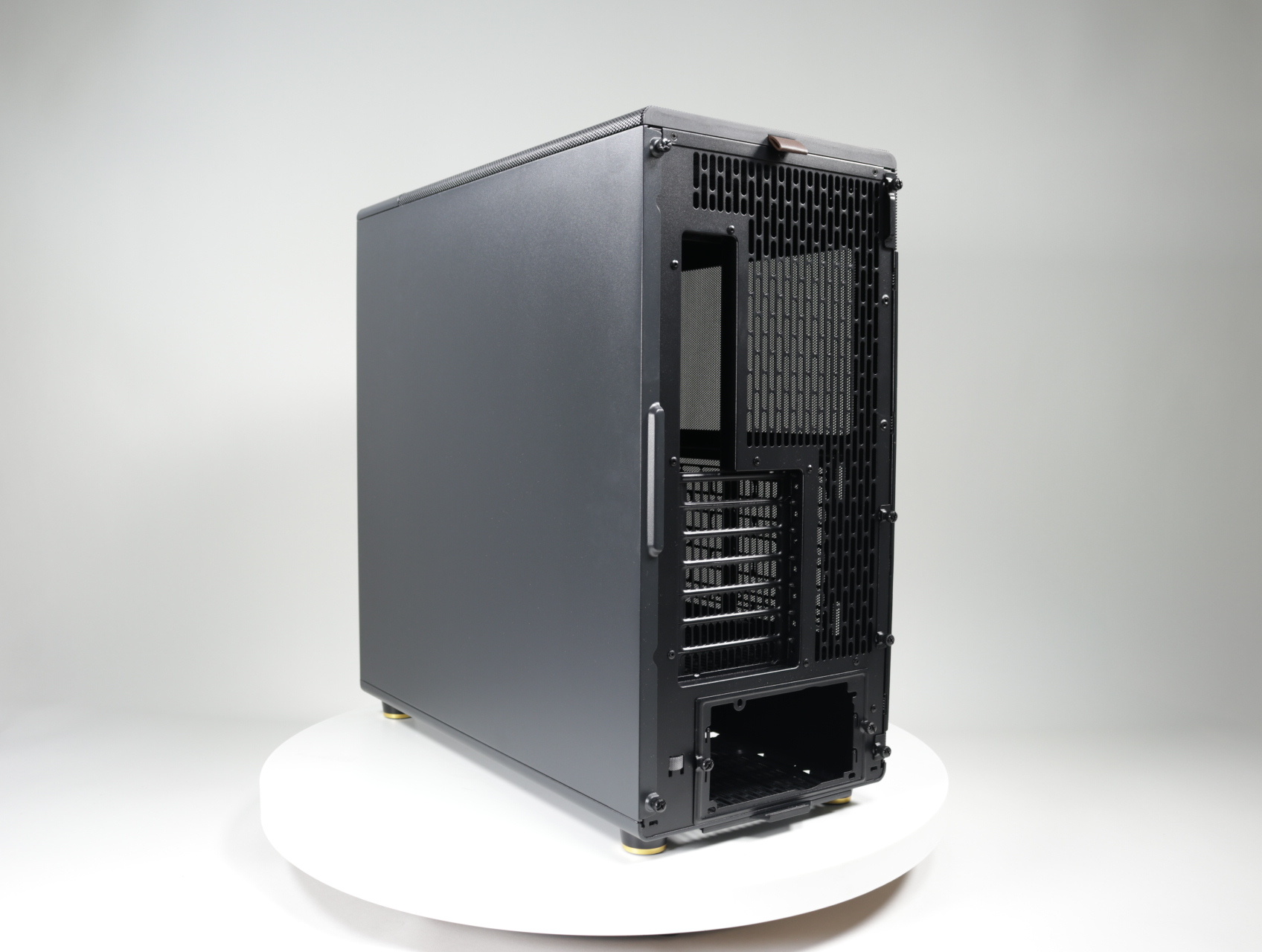 North XL - Mesh Charcoal Black - Fractal Design - productfoto 3
