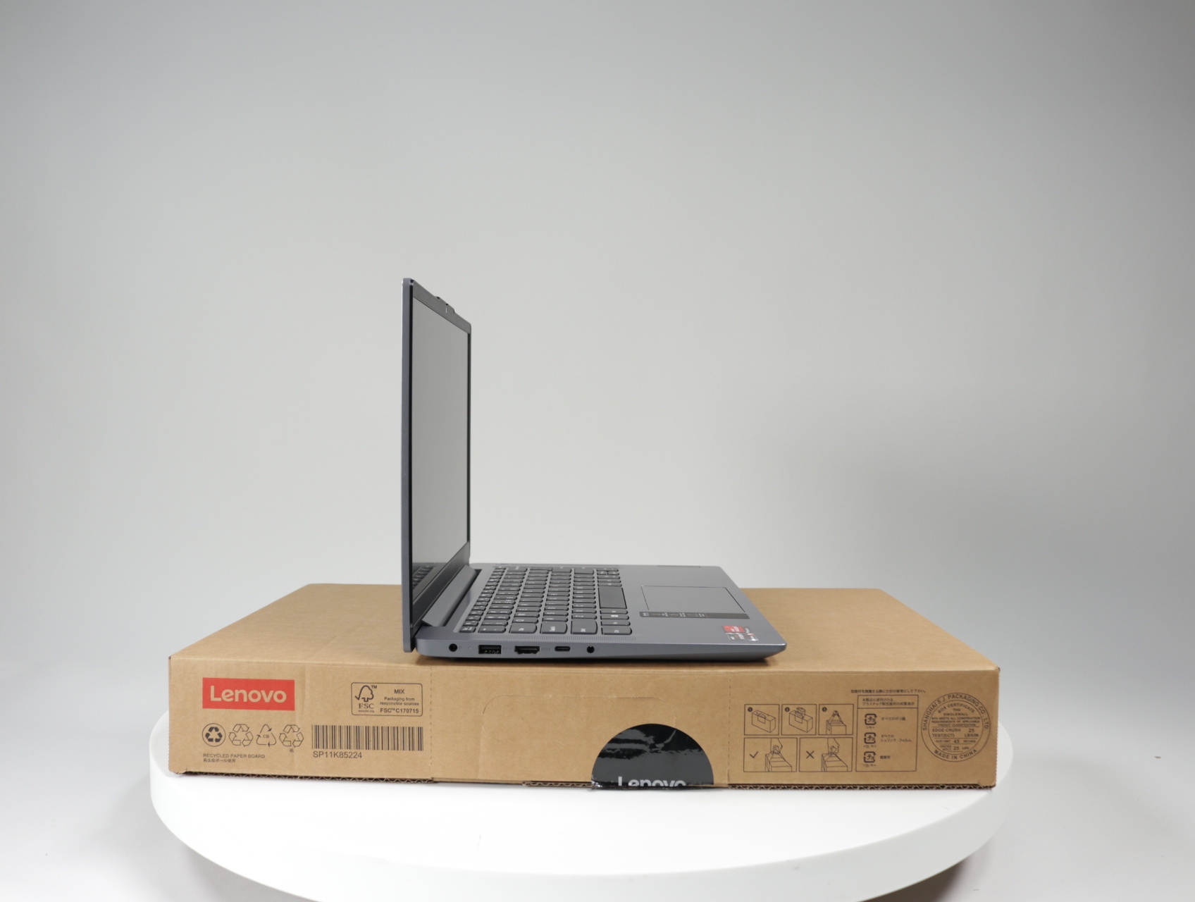 IdeaPad Slim 3 14AMN8 (82XN00BAMH) - Lenovo - productfoto 3