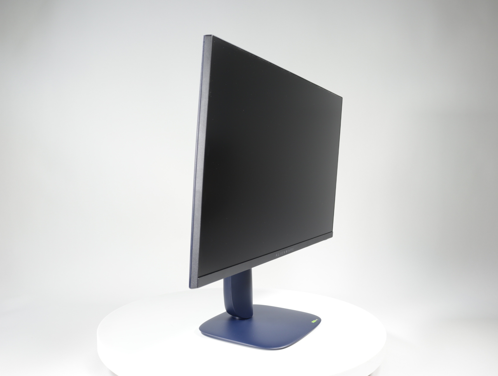 AW2725DM Zwart | QHD - 180Hz, 4ms -IPS - 27 inch - Alienware - productfoto 2