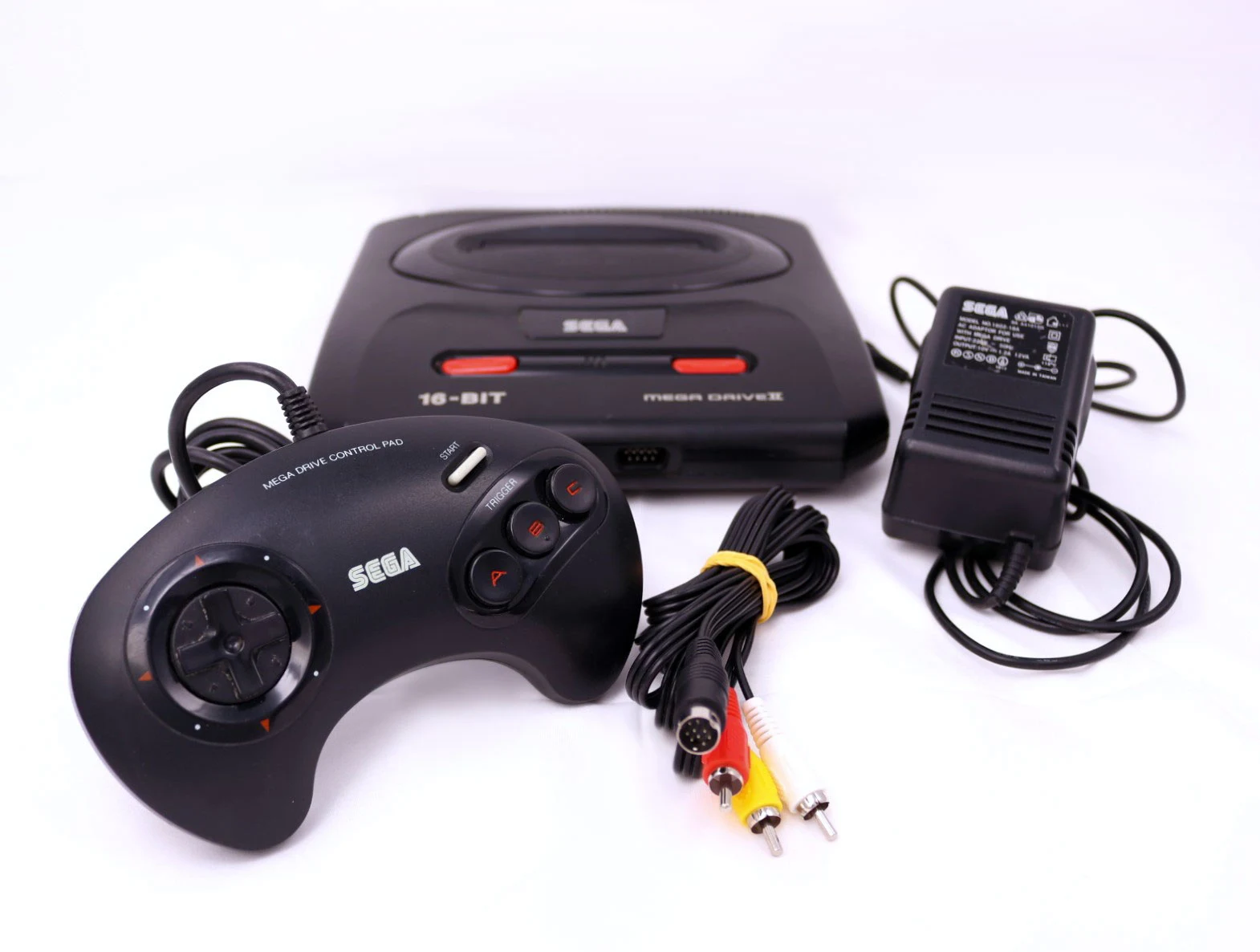 Mega Drive II - Console - productfoto 5