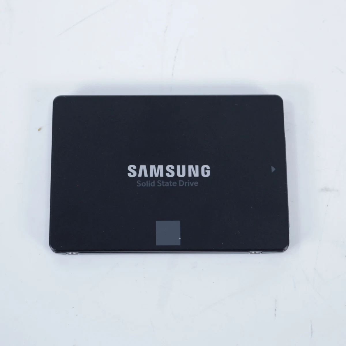 860 EVO 1TB SSD [Tweedekansje] - productfoto 2
