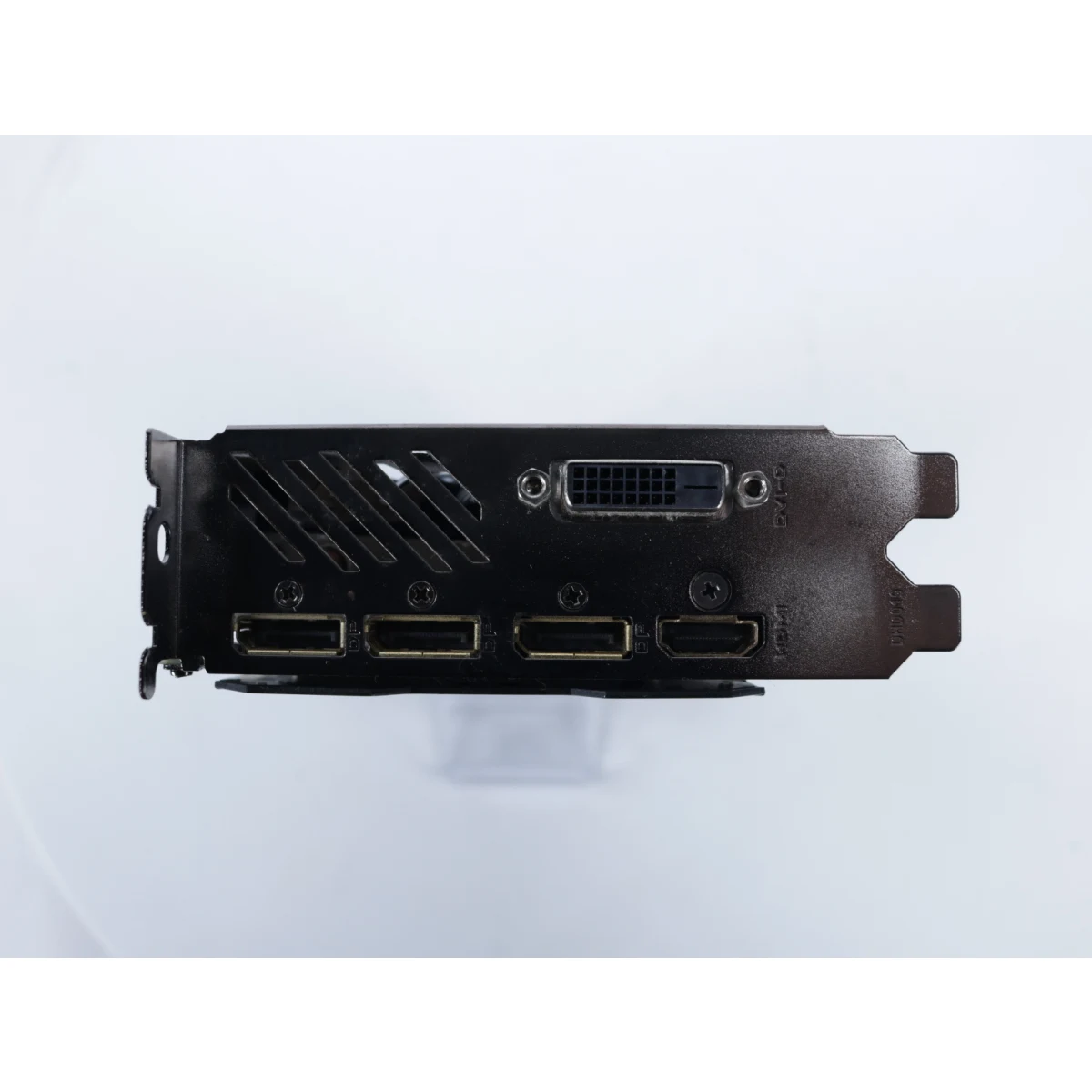 Geforce GTX 1070TI Gaming 8G [Tweedekans] - Gigabyte - productfoto 3