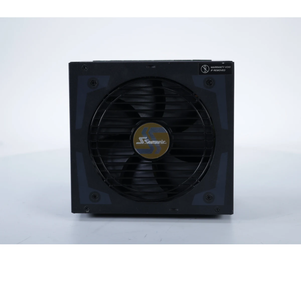 Focus PLUS 550 GOLD Voeding [Tweedekansje]