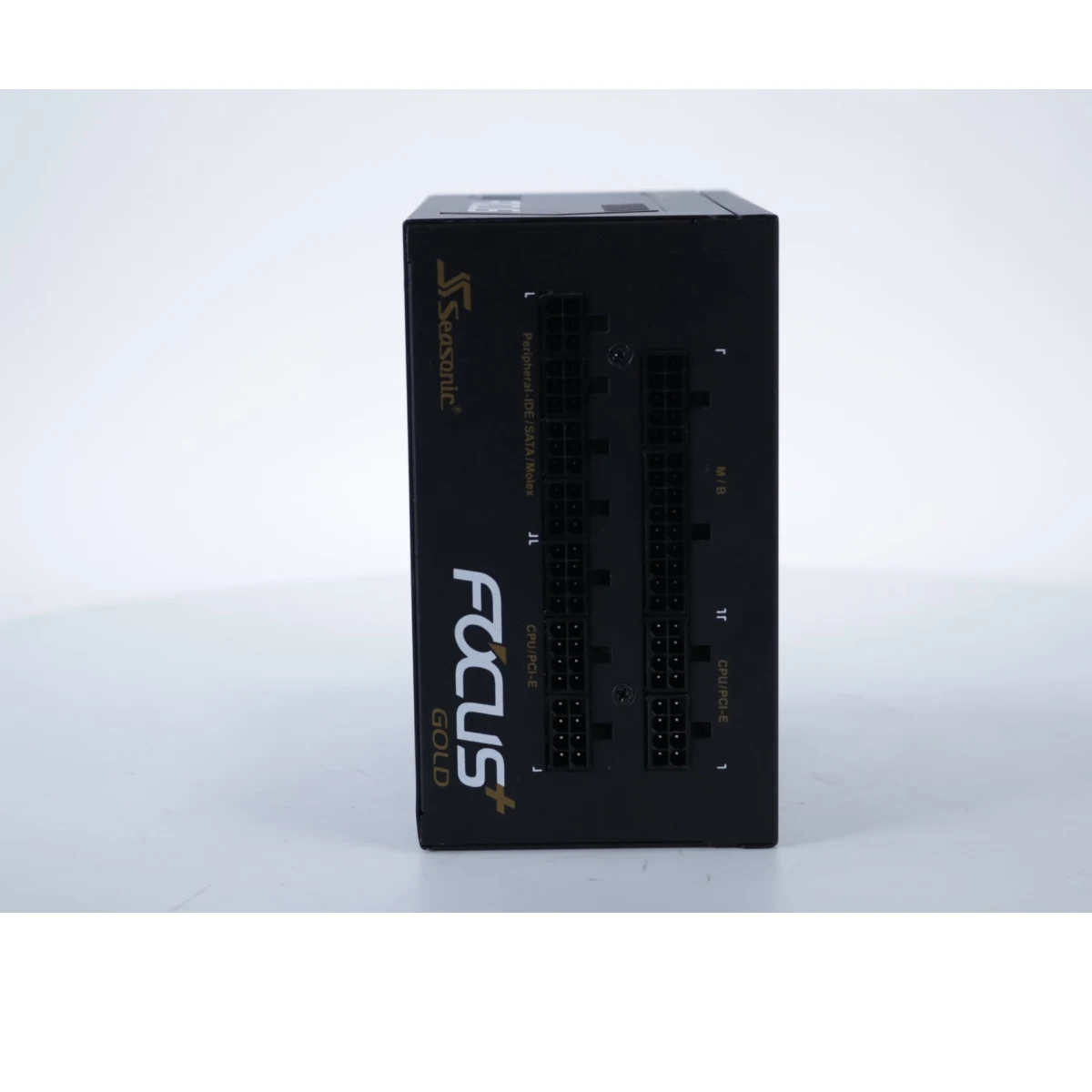 Focus PLUS 550 GOLD Voeding [Tweedekansje] - Seasonic - productfoto 2