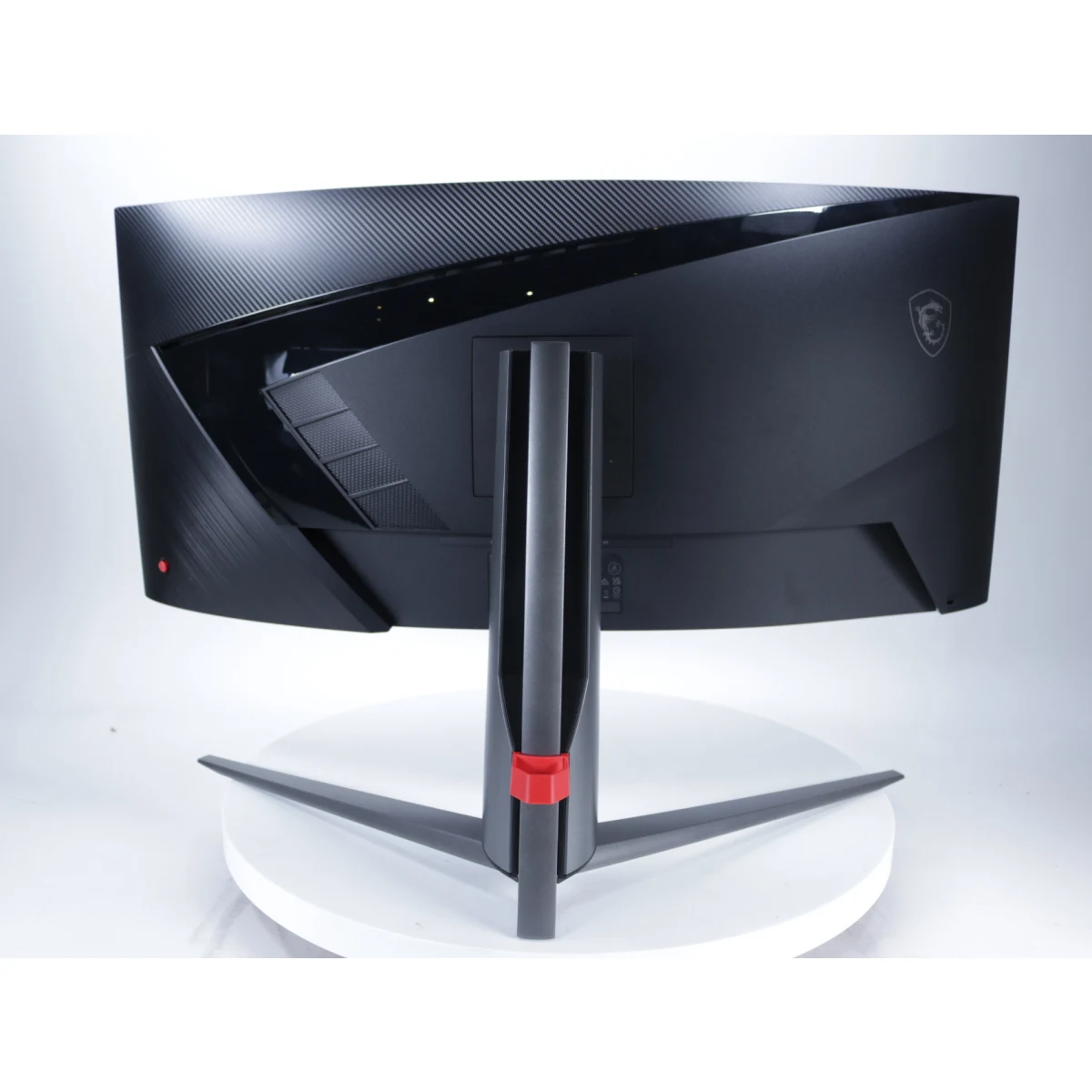 MAG 345CQR - 4K Curved VA Gaming Monitor - 180Hz - 34 inch - MSI - productfoto 2