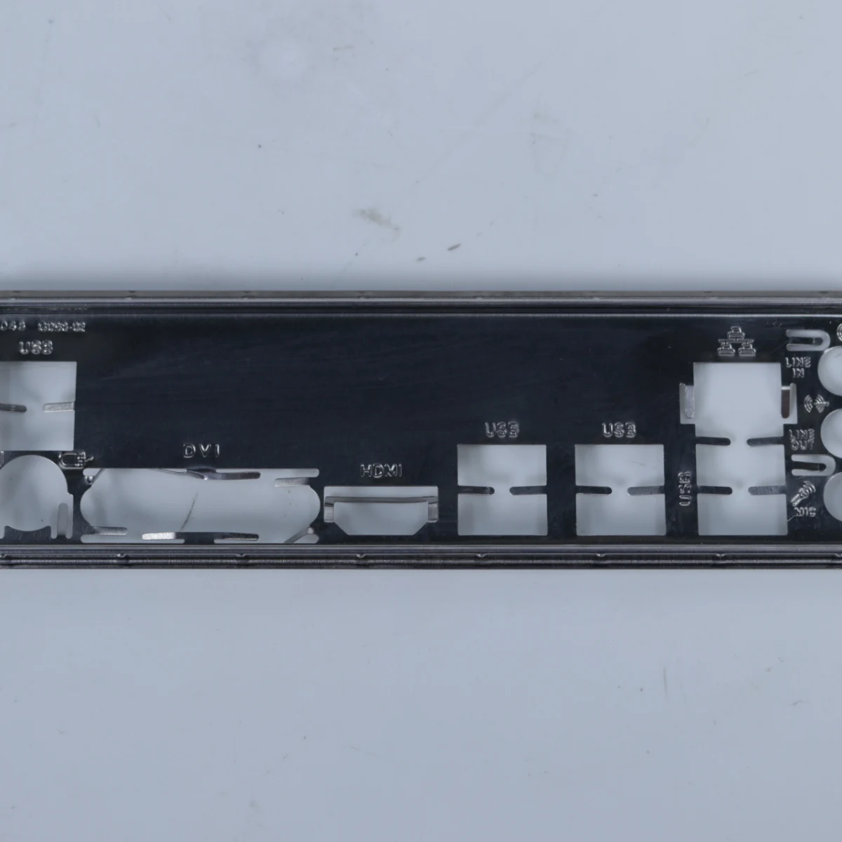 B450M DS3H [Tweedekansje] - Gigabyte - productfoto 2