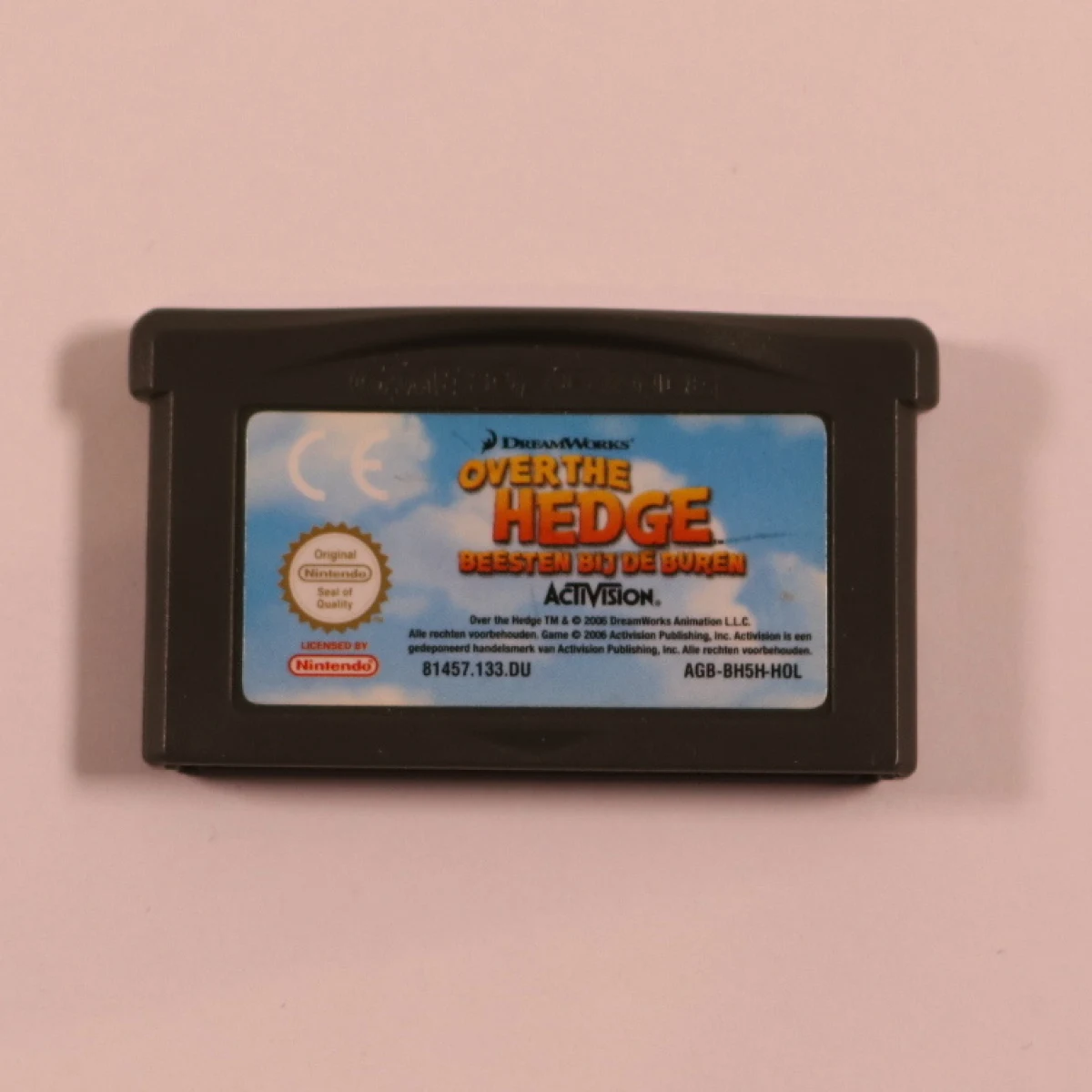 Game Boy Advance - Over The Hedge Beesten bij de Buren