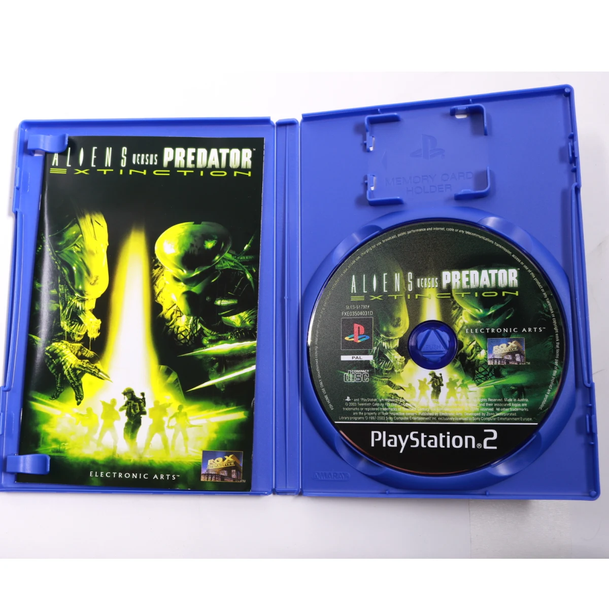 PlayStation 2 - Aliens Versus Predator: Extinction - Zono - productfoto 3