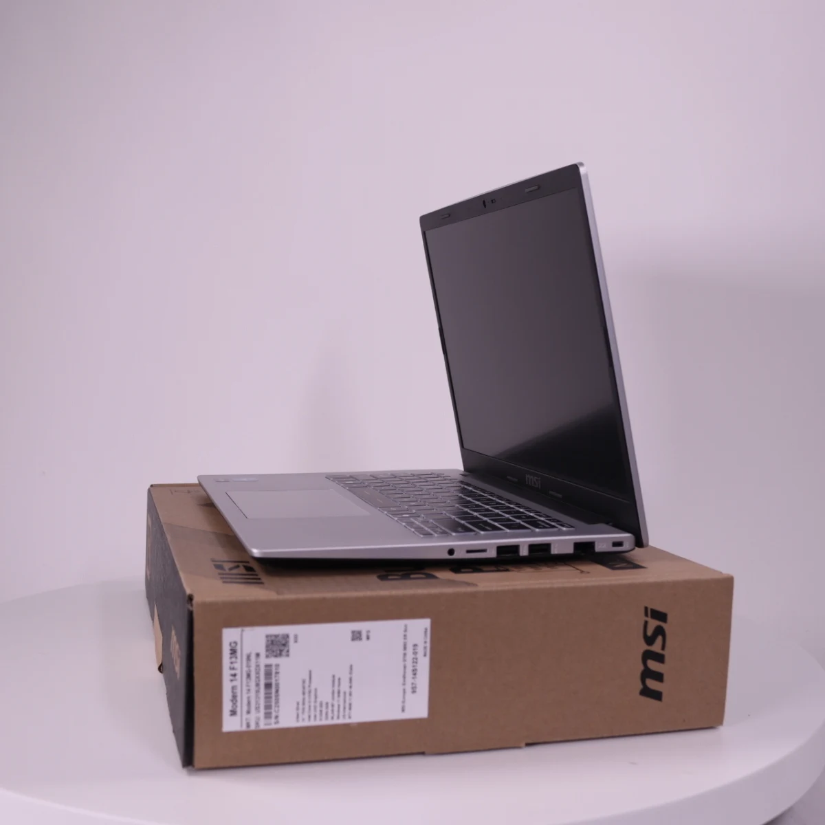 Modern 14 F13MG-019NL | Core i3 | 14" (1) - productfoto 5