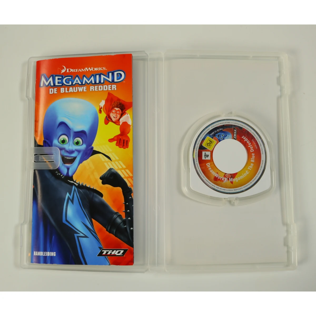 PSP - MegaMind: The Blue Defender - Tantalus Media - productfoto 3