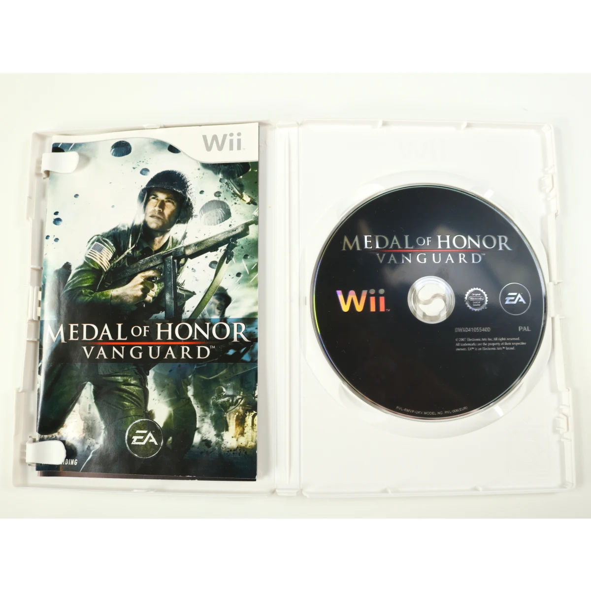 Wii - Medal of Honor: Vanguard - productfoto 3