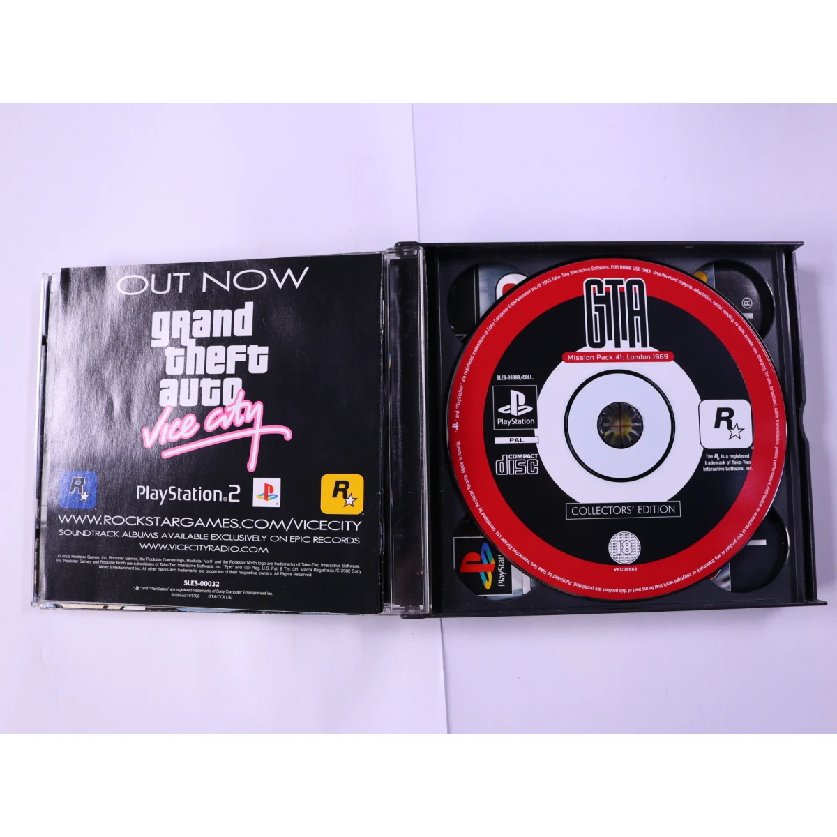 PlayStation 1 - Grand Theft Auto [Collectors Edition] - productfoto 4