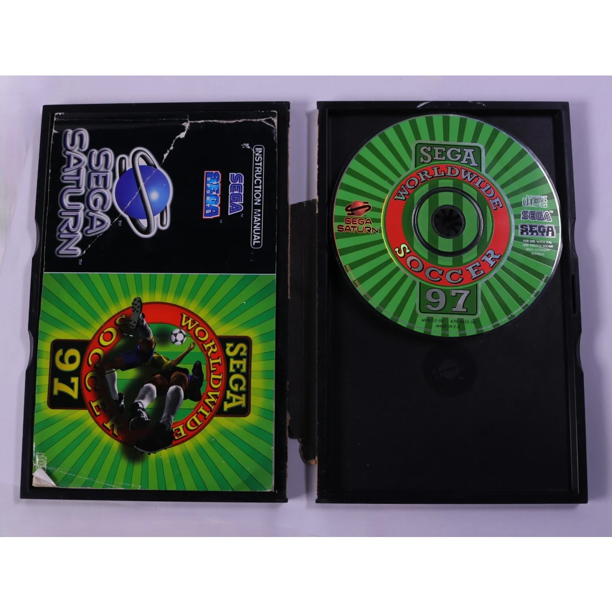SEGA Saturn - Worldwide Soccer 97 - productfoto 2