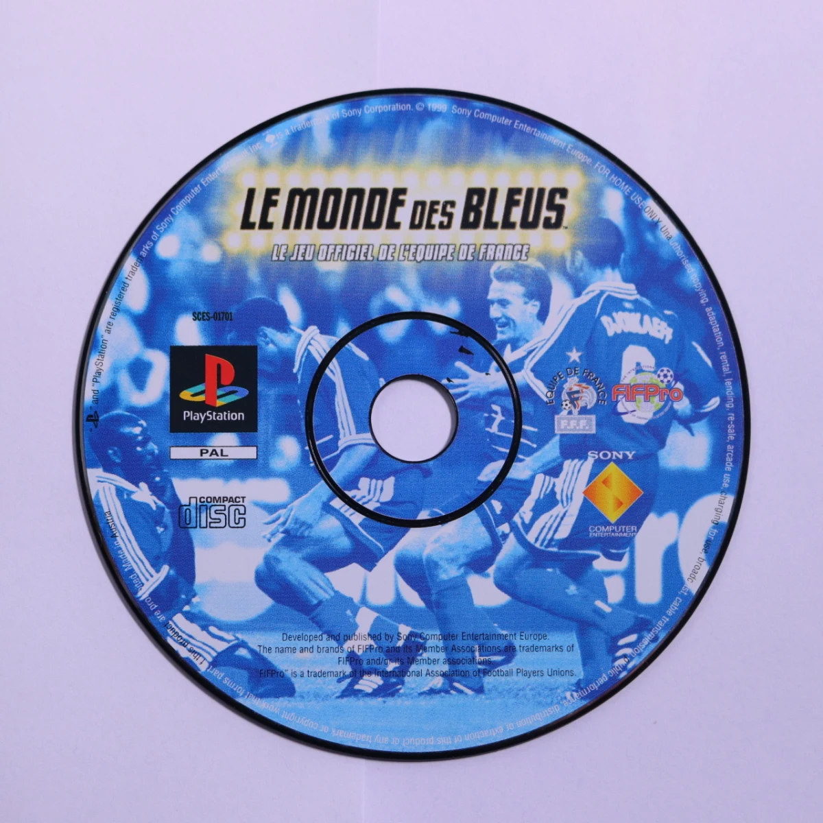 PlayStation 1 - Le Monde Des Bleus [Geen Hoesje]